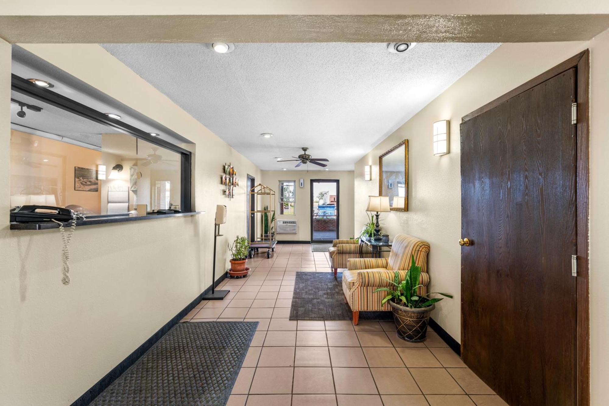 Americas Best Value Inn Decatur Esterno foto